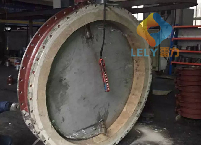 1米8大口徑的電動(dòng)高溫蝶閥生產(chǎn)圖1 1米8大口徑的電動(dòng)高溫蝶閥生產(chǎn)圖1